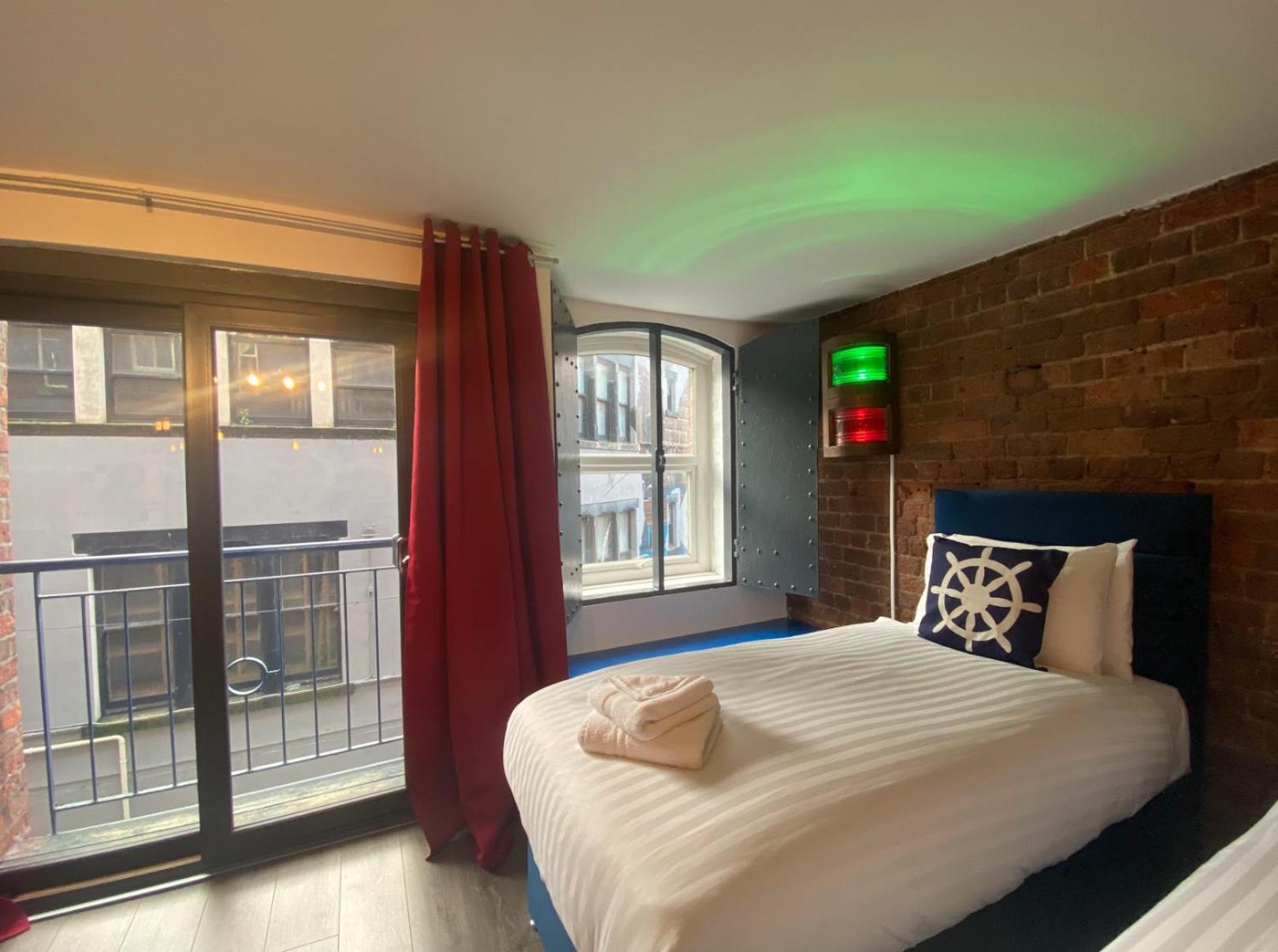 Rainford Gardens By Ustay Aparthotels Liverpool Bagian luar foto